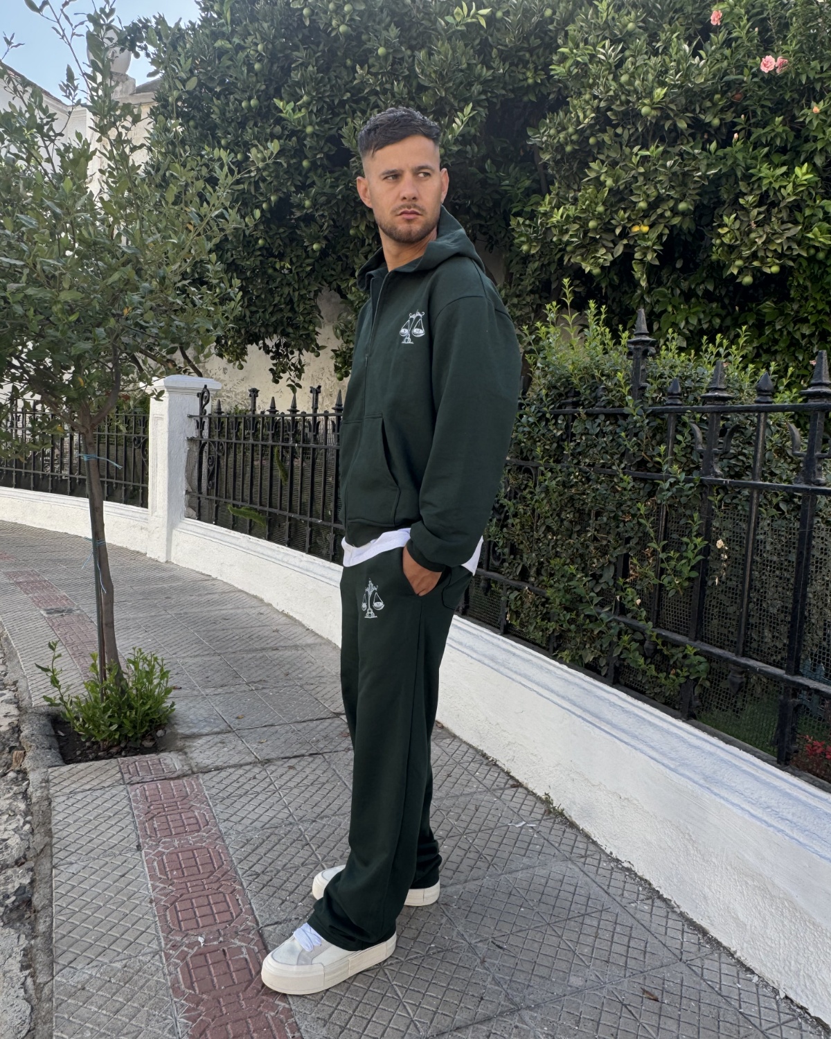 Buzo completo verde StarkeMode